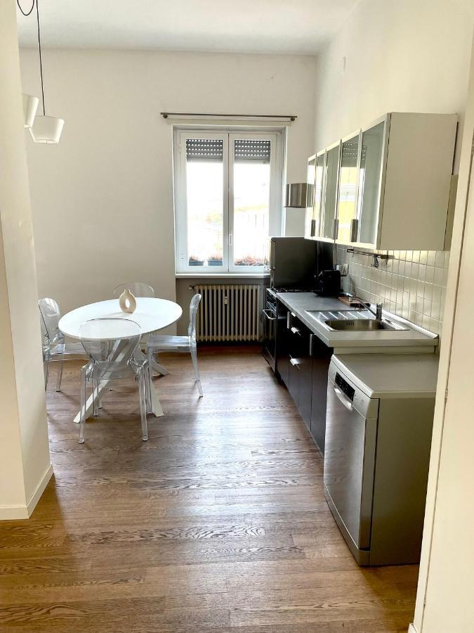Casa Vittoria - Milano Centro Apartment Luaran gambar