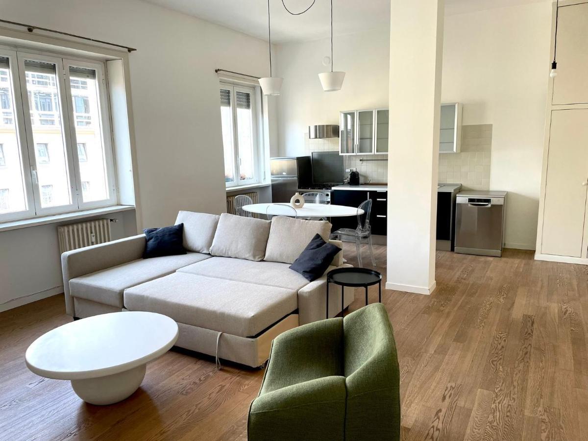 Casa Vittoria - Milano Centro Apartment Luaran gambar